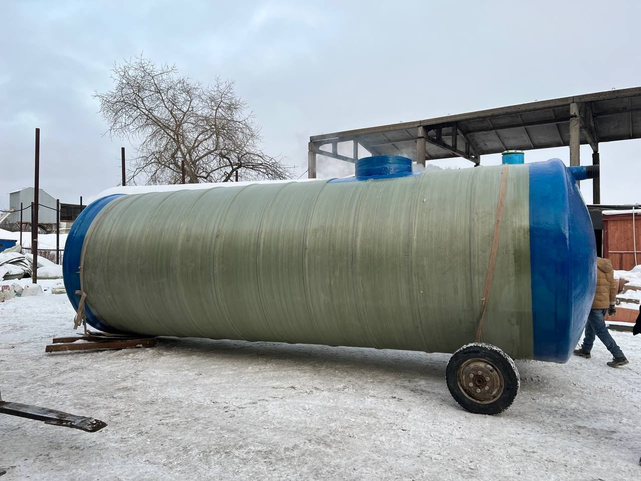 Накопительная ёмкость для сточных вод объемом 30 м3 для монтажа в системе ливневой канализации в СПб.